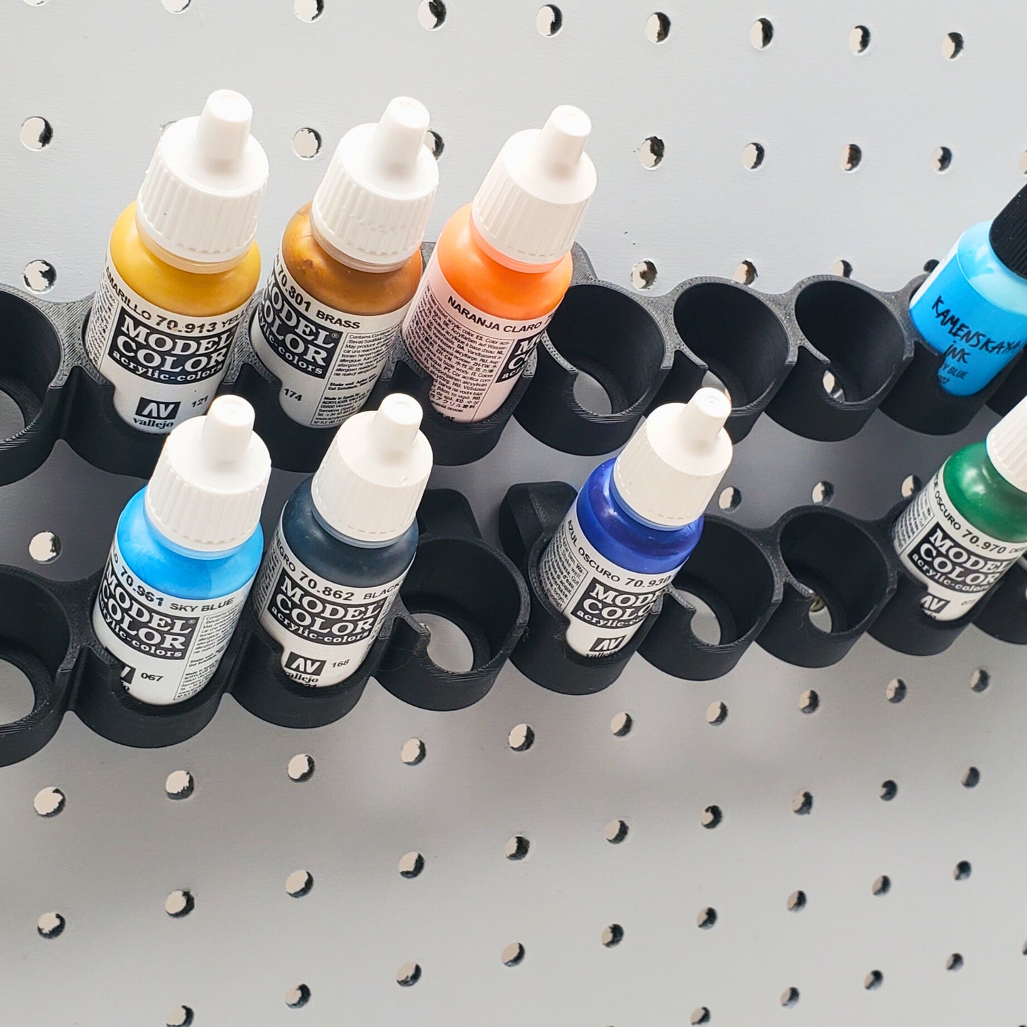 17/18mL Angled Paint Display | 6 Spot | 1/4" Pegboard Compatible