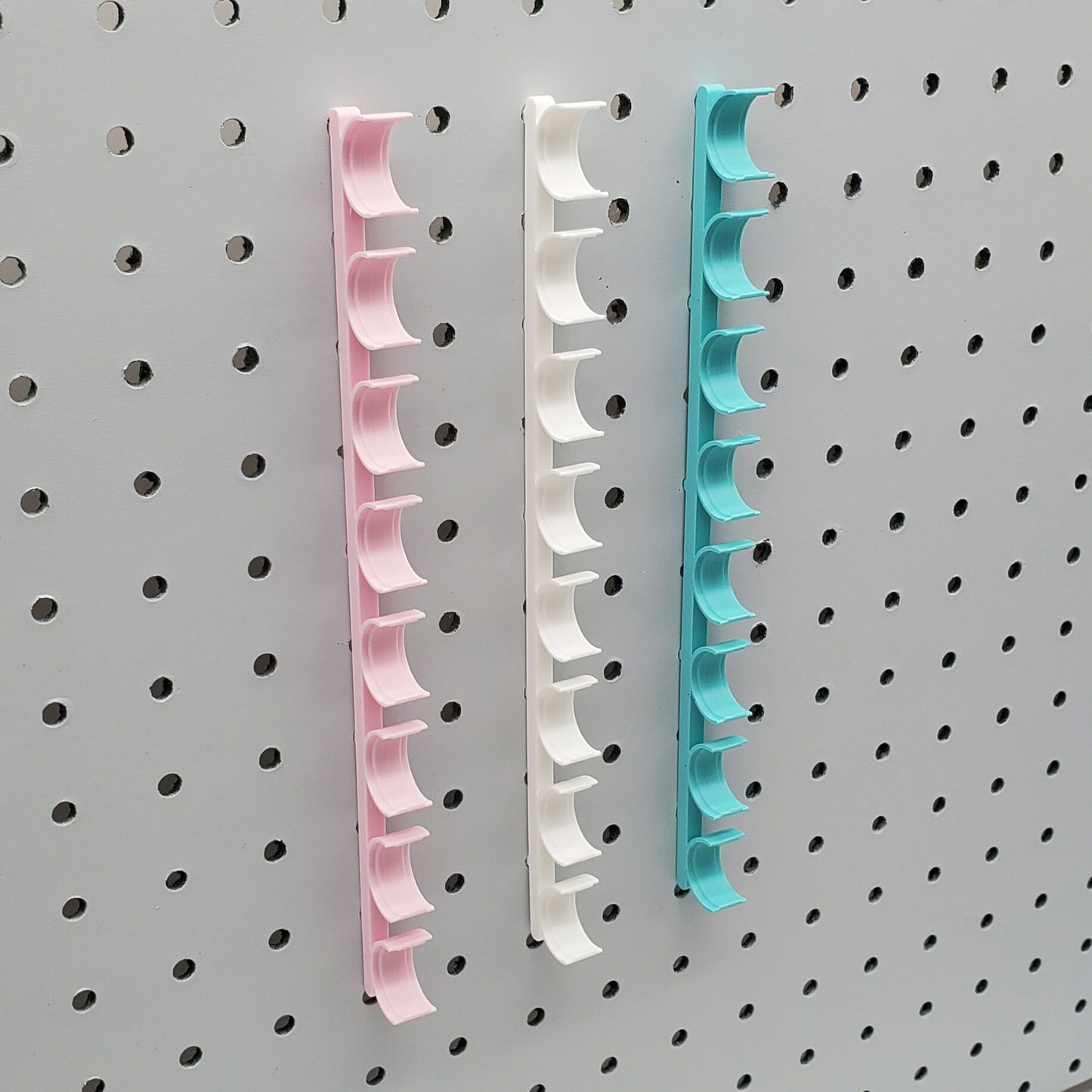 8 Bobbin Display Storage | 1/4" Pegboard Compatible