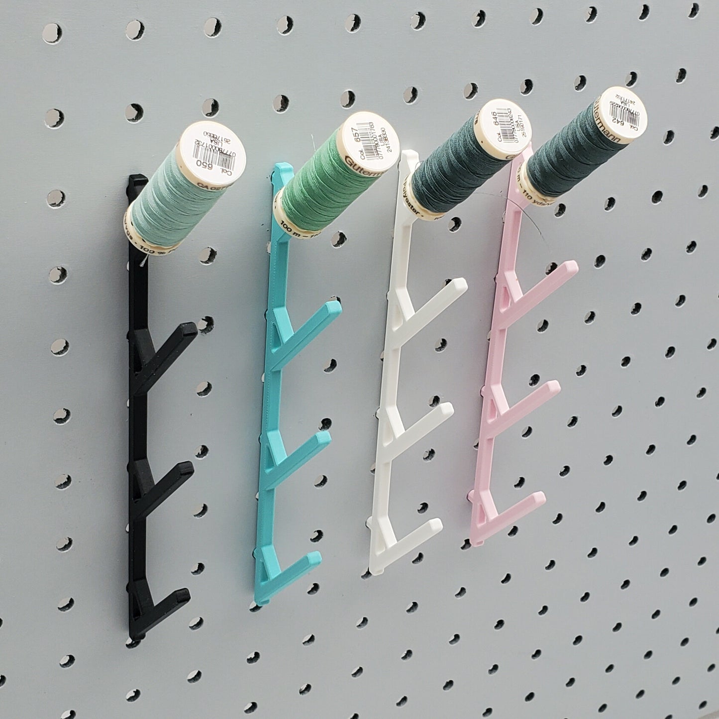 4 Spot Thread Display, 1/4" Pegboard | *Max 35mm* Thread, Yarn Display