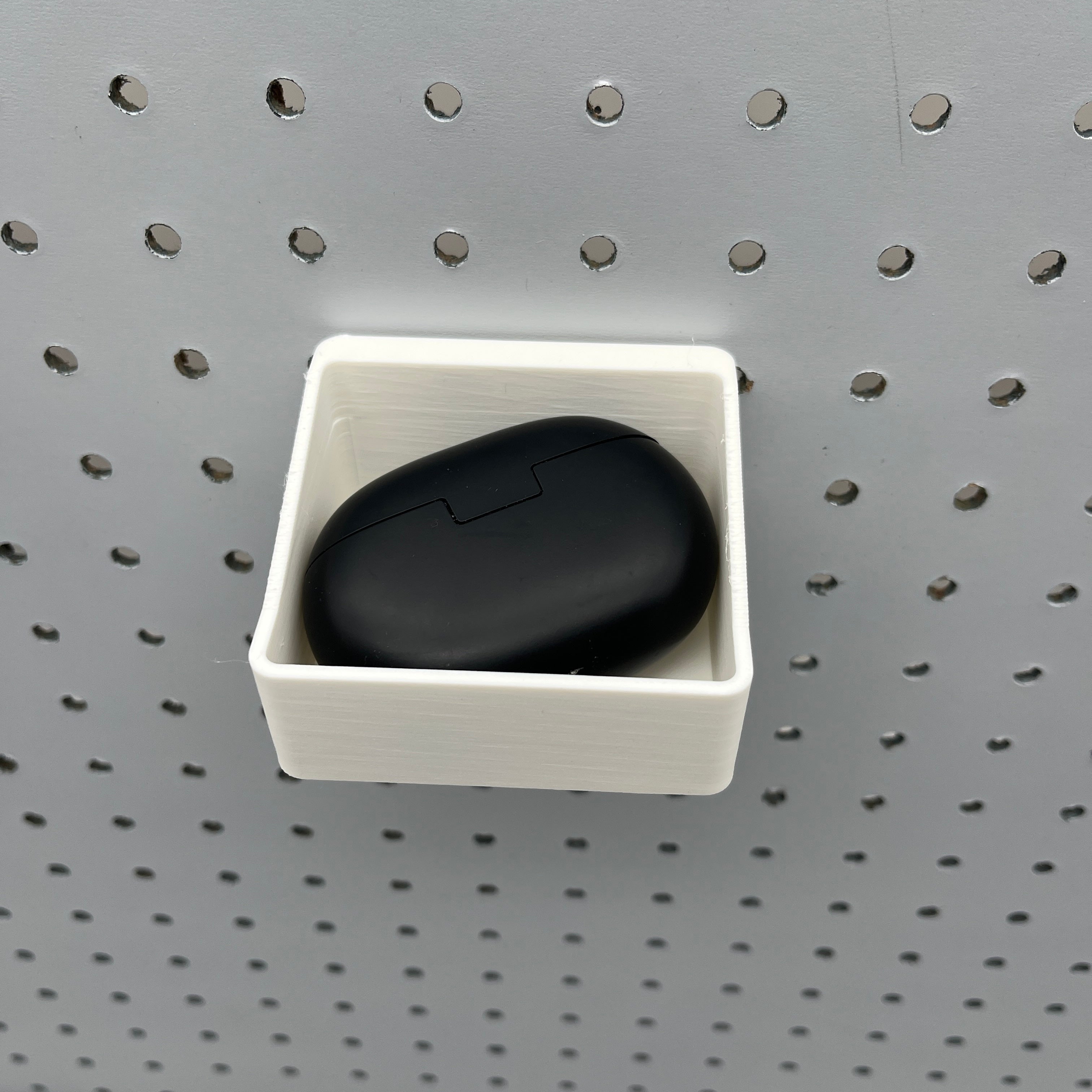 Pegboard Bins, 1/4", Short, W:3" — view 3