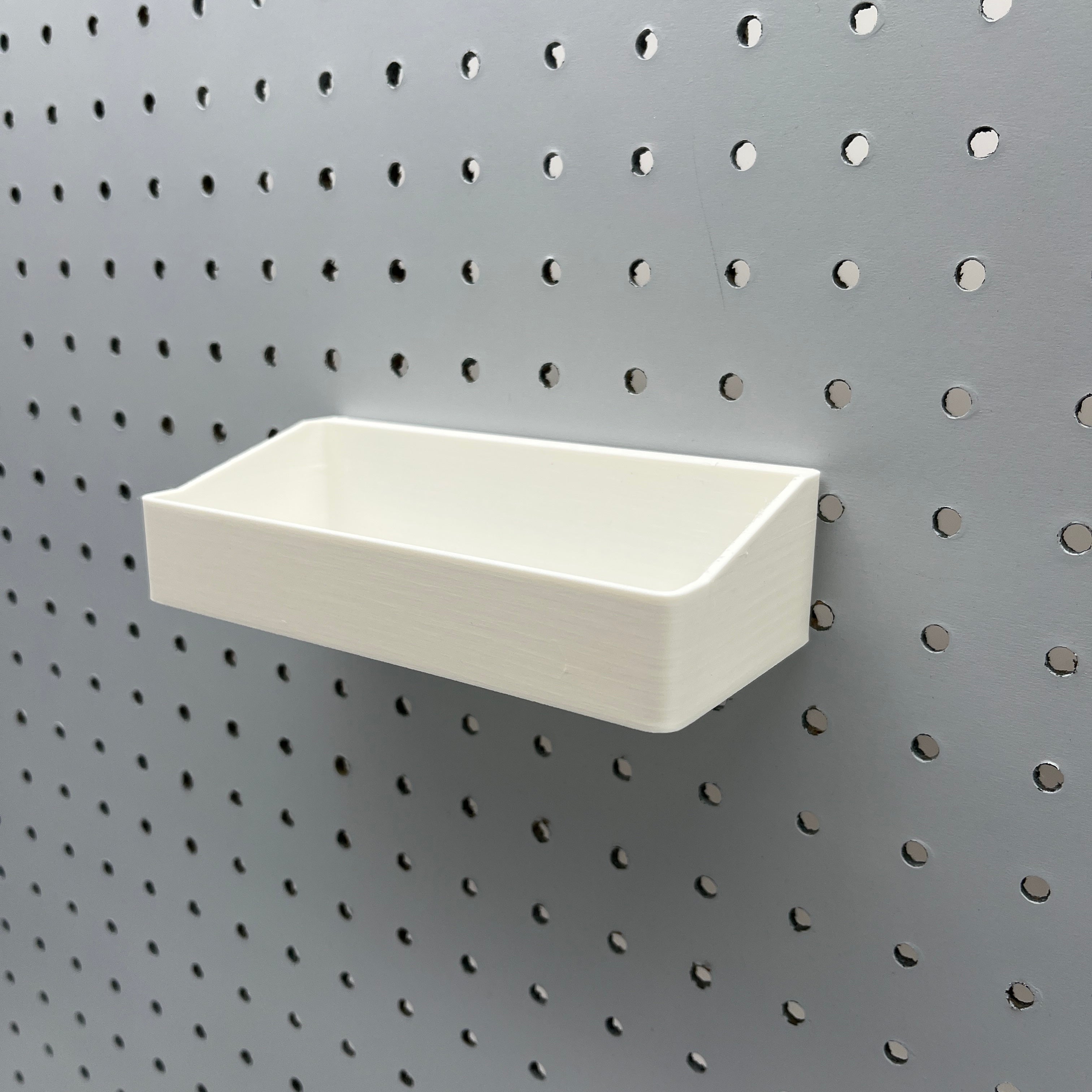 Pegboard Bins, 1/4", Short, W:6" — view 5