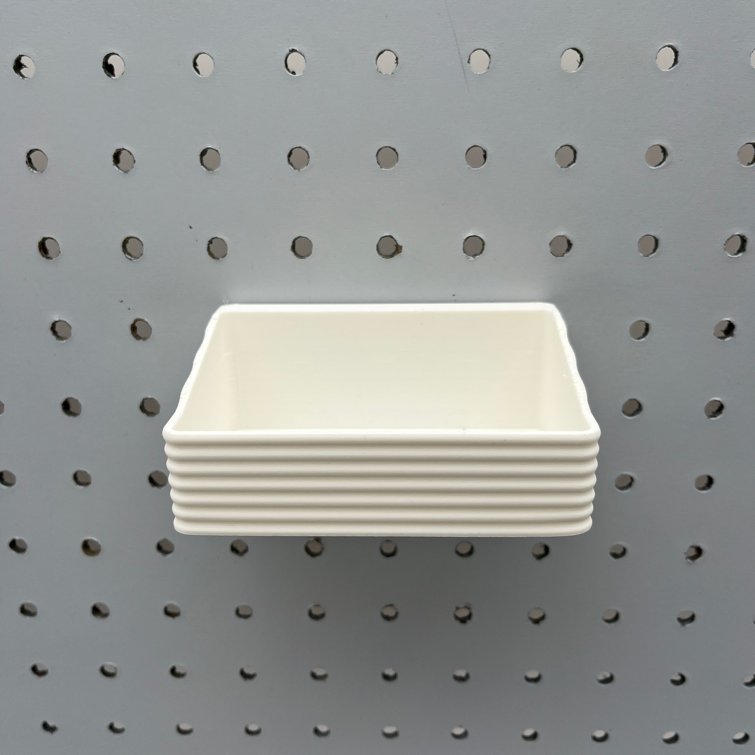 Striped Pegboard Bins, 1/4", Short, W:4" — view 4