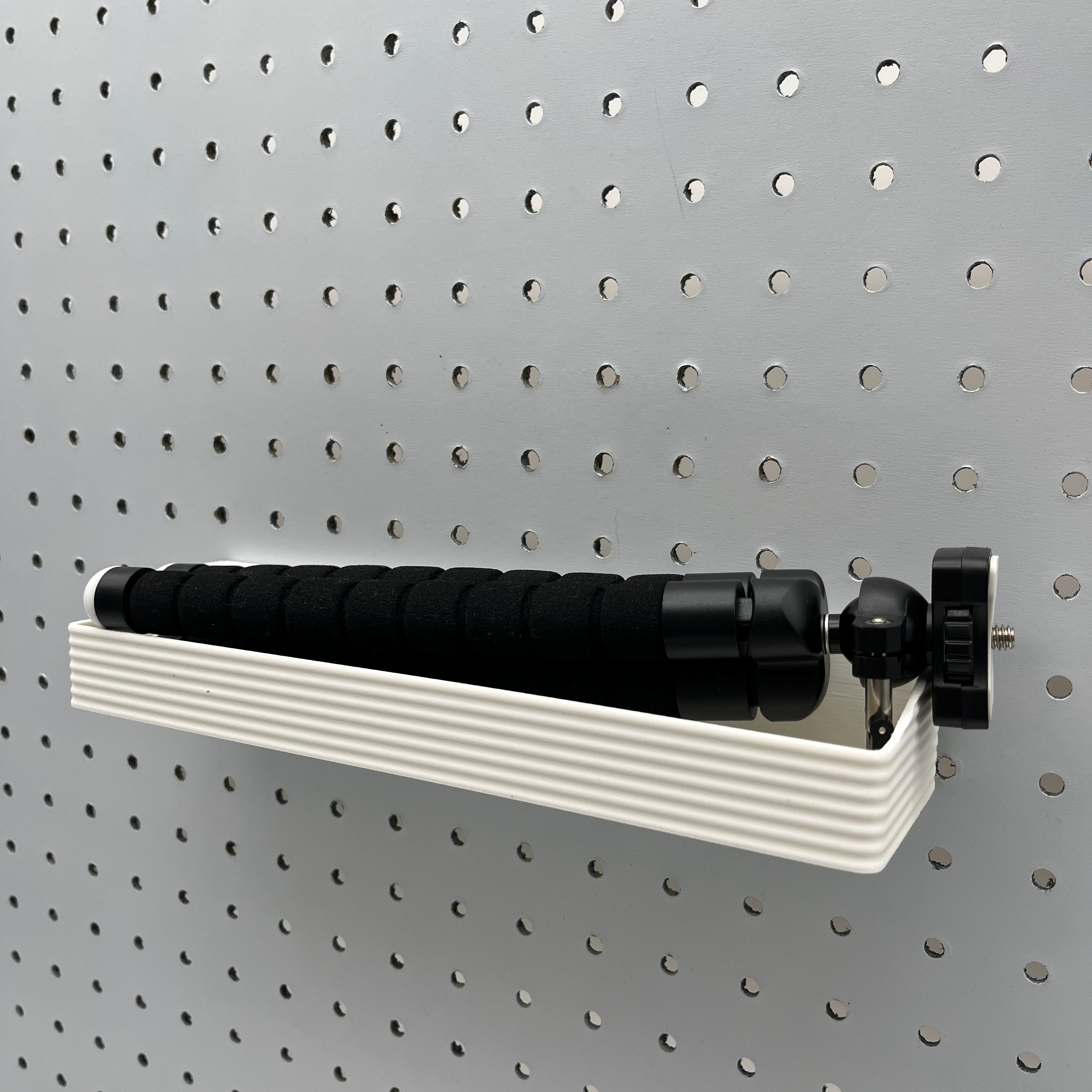 Striped Pegboard Bins, 1/4", Short, W:10" — view 2