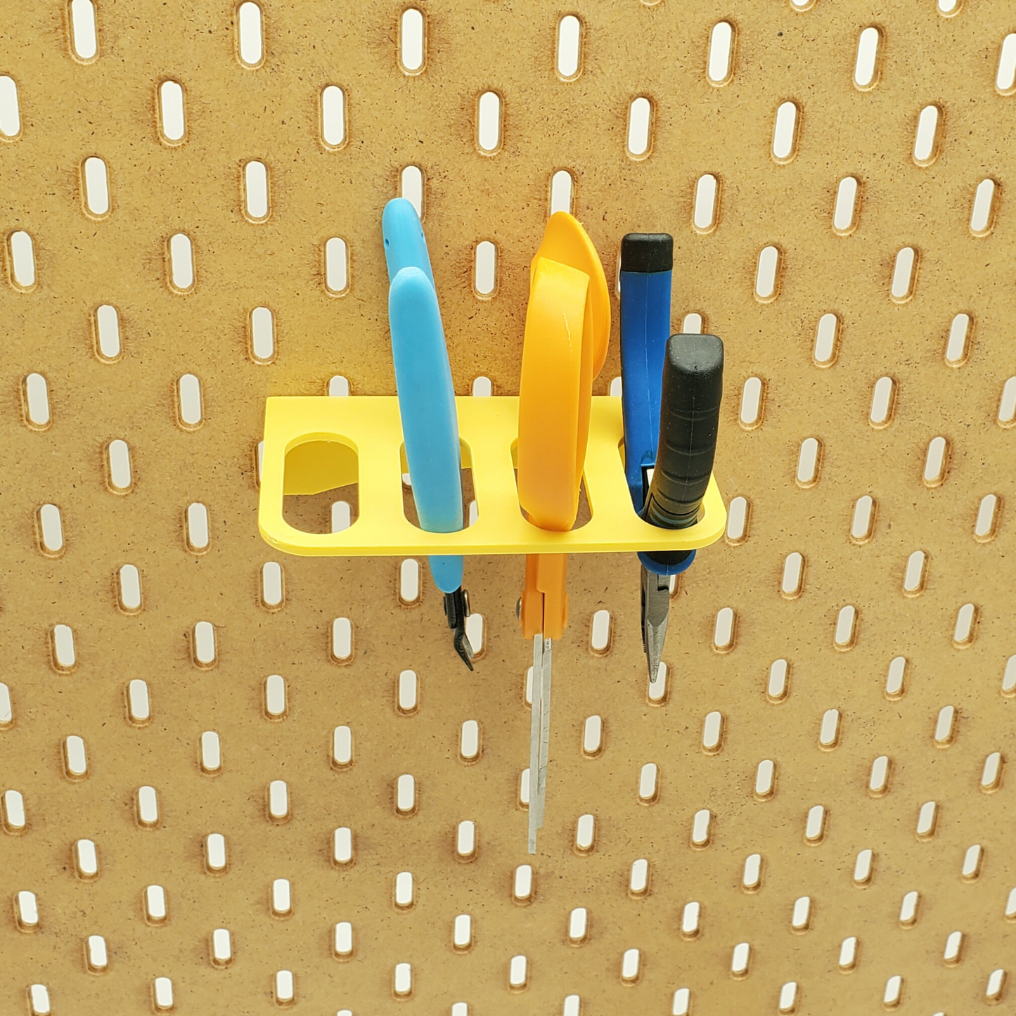 Front View of 4 Slot Horizontal scissor storage in Savannah Yellow